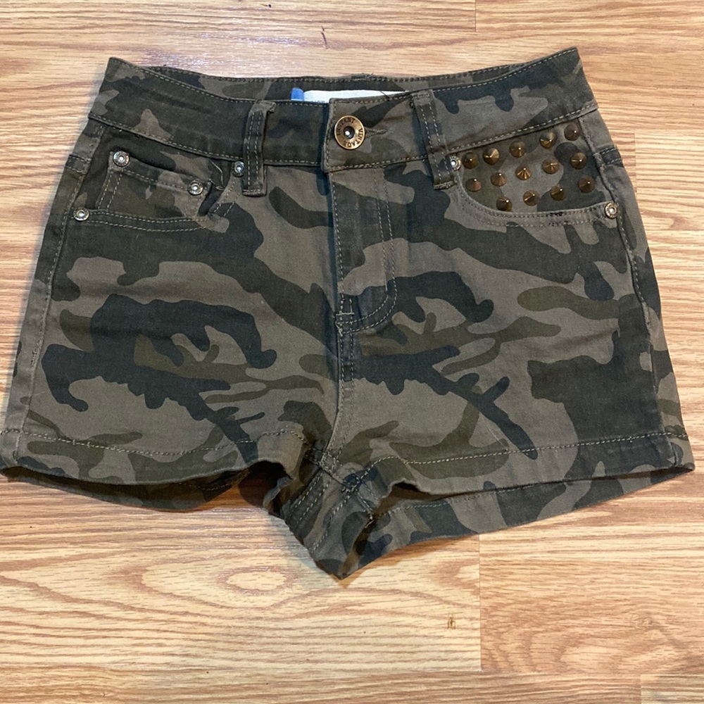 Instant vintage brand shorts size 00
